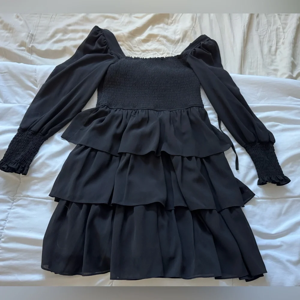 classic dresses Pebble Cap Dress Oxford Shoes – Italian Shoes Company Size:UK 16 / US 12 Brand:Caroline Morgan Show Me Your Mumu